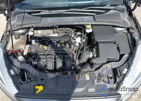 2018 Ford Focus Se z USA, uszkodzony, nr VIN 1FADP3K26JL222626